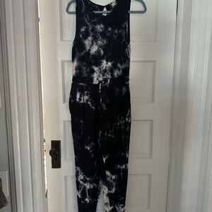 Black and White Sleeveless Tie-Dye Jumpsuit